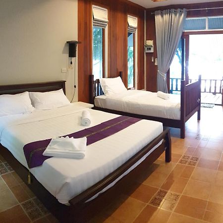 Dolphin Bay Beach Resort 코팡안 외부 사진