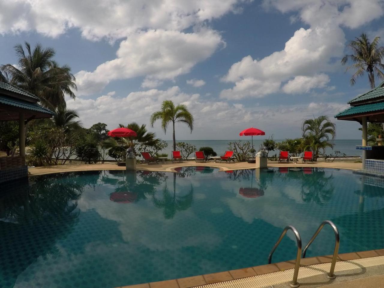 Dolphin Bay Beach Resort 코팡안 외부 사진