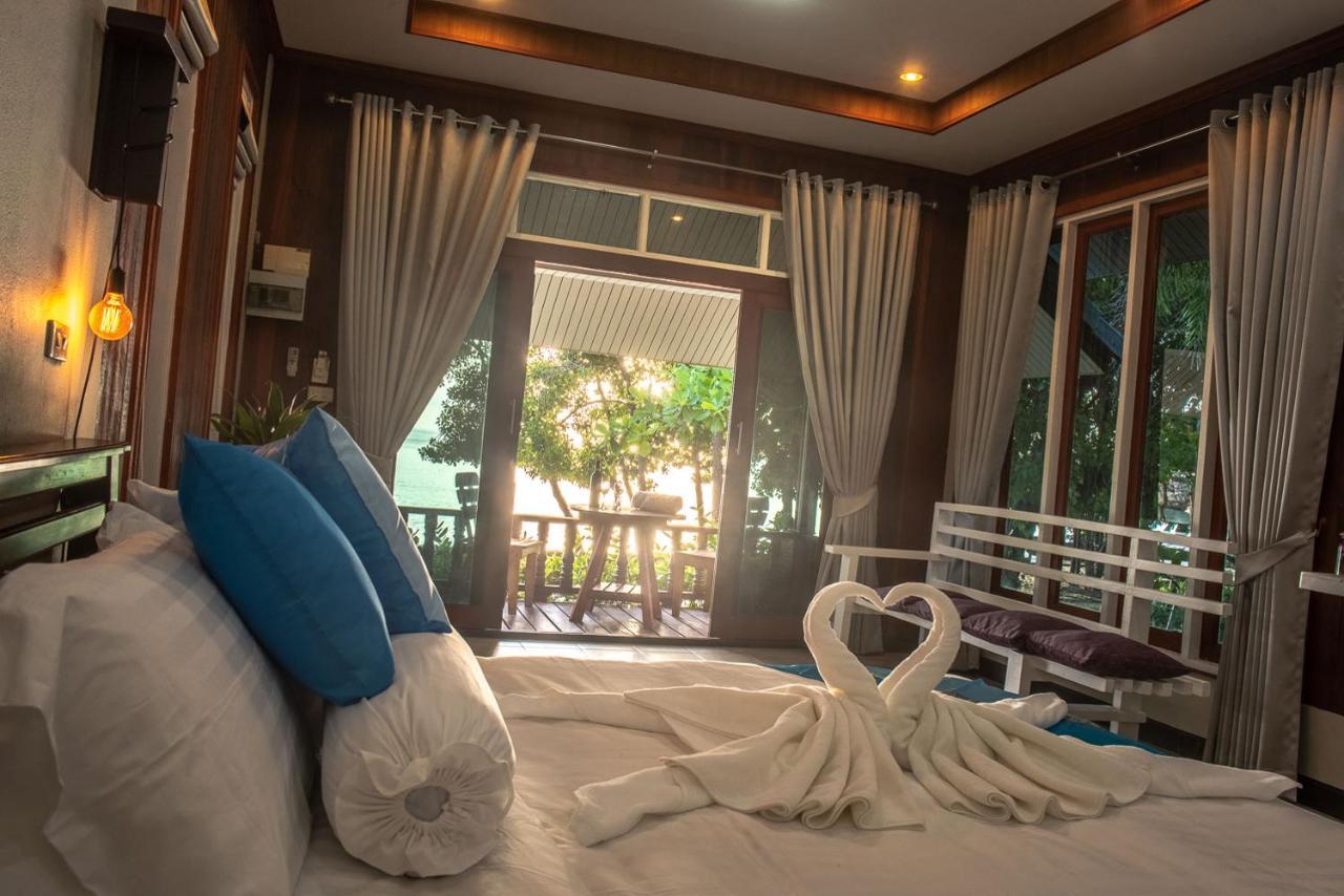 Dolphin Bay Beach Resort 코팡안 외부 사진