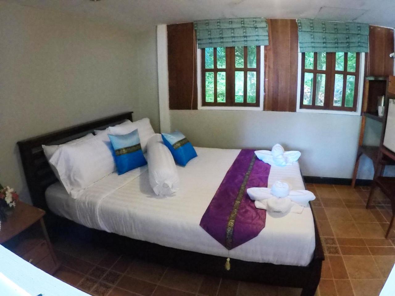 Dolphin Bay Beach Resort 코팡안 외부 사진