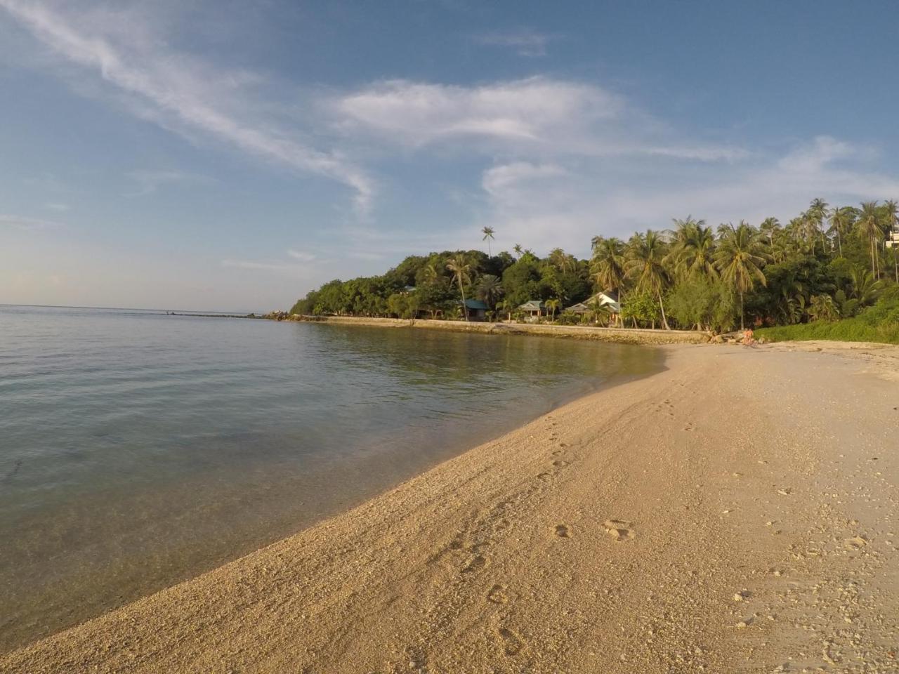 Dolphin Bay Beach Resort 코팡안 외부 사진