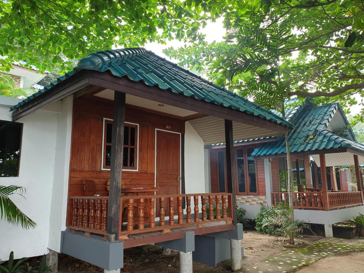 Dolphin Bay Beach Resort 코팡안 외부 사진