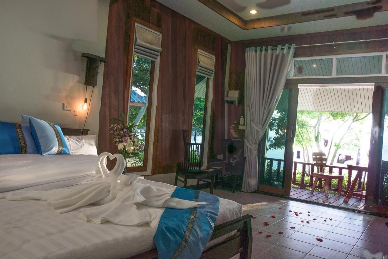 Dolphin Bay Beach Resort 코팡안 외부 사진