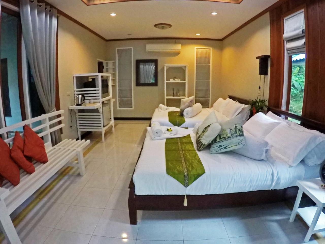 Dolphin Bay Beach Resort 코팡안 외부 사진